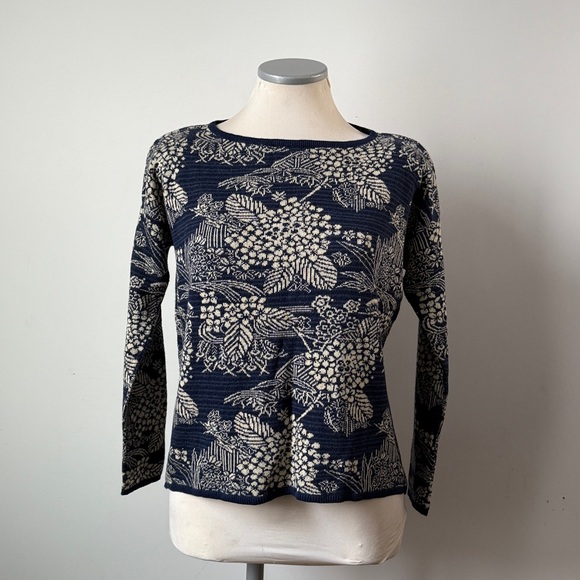 Lightweight Crop Sweater - Picture 4 of 8